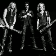 revolution saints I1