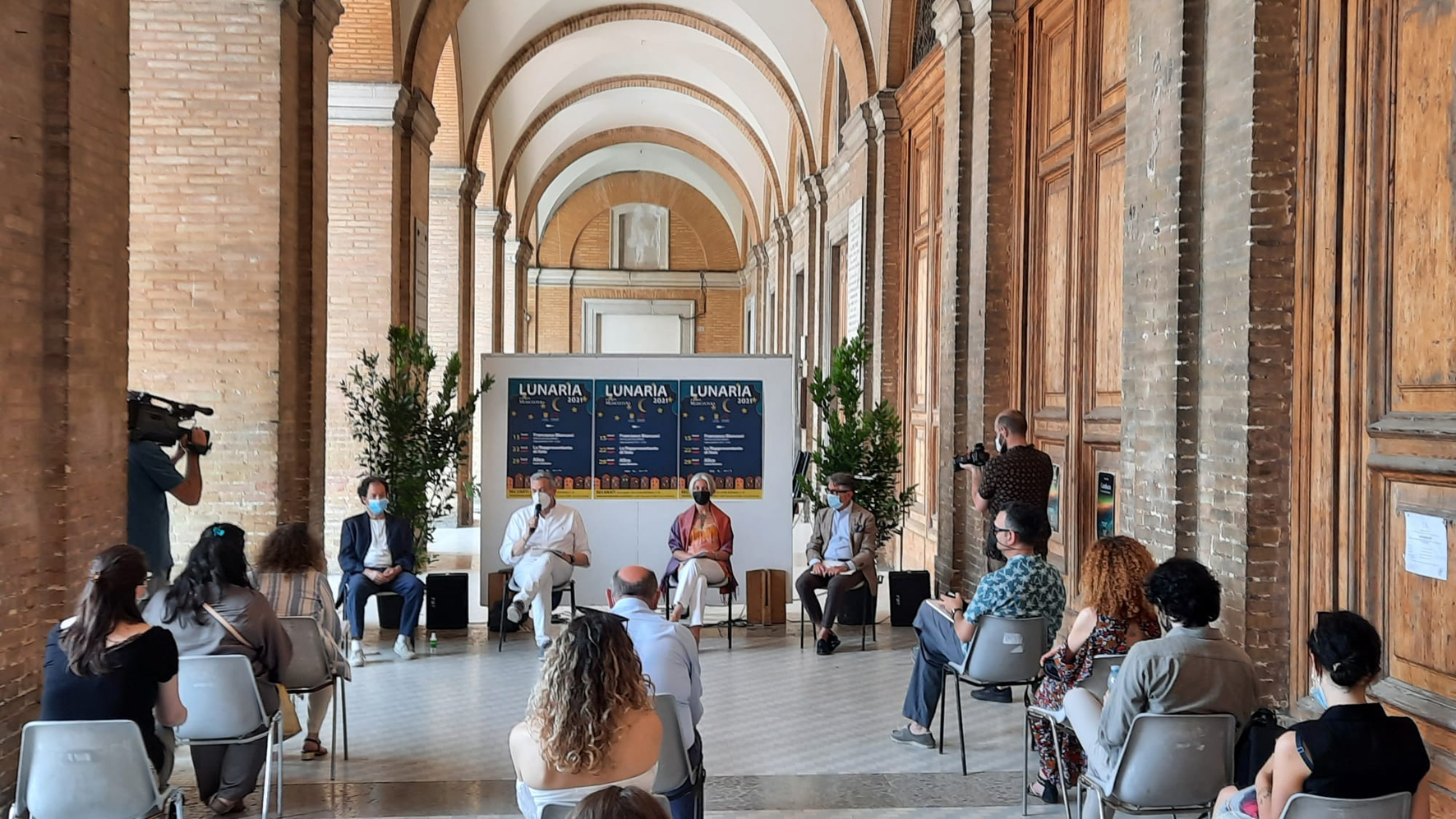 MUSICULTURA LUNARIA PRESENTATI GLI EVENTI DI RECANATI SUL COLLE DELL